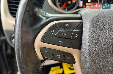Внедорожник / Кроссовер Jeep Cherokee 2016 в 