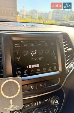 Внедорожник / Кроссовер Jeep Cherokee 2018 в Чернигове