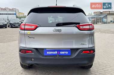 Внедорожник / Кроссовер Jeep Cherokee 2014 в 