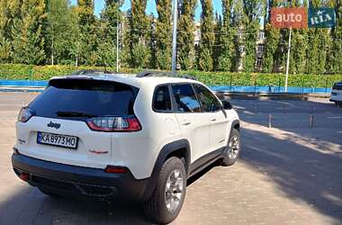 Внедорожник / Кроссовер Jeep Cherokee 2019 в Киеве