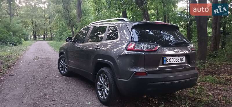 Внедорожник / Кроссовер Jeep Cherokee 2018 в Харькове