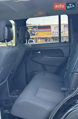 Внедорожник / Кроссовер Jeep Cherokee 2010 в 