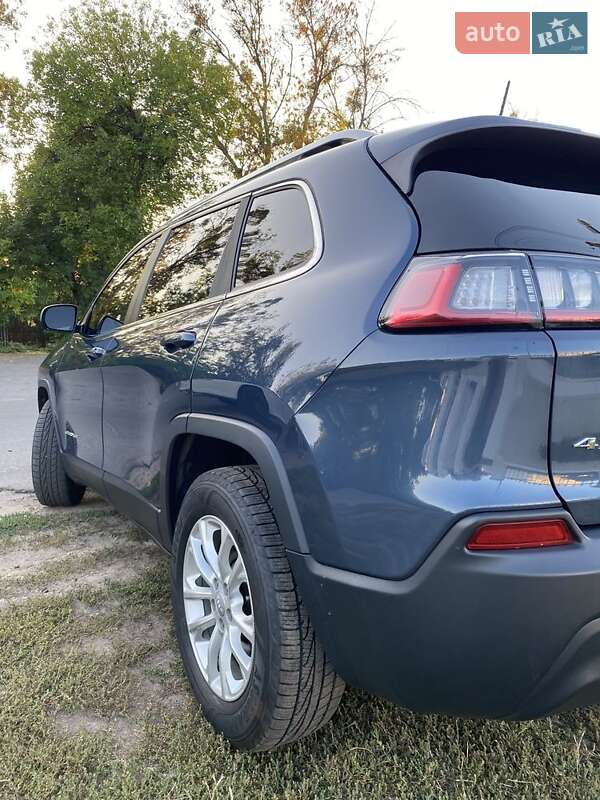 Внедорожник / Кроссовер Jeep Cherokee 2019 в Полтаве