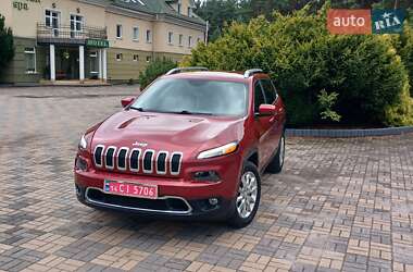 Внедорожник / Кроссовер Jeep Cherokee 2016 в 