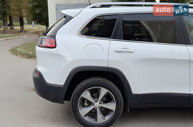 Внедорожник / Кроссовер Jeep Cherokee 2019 в 