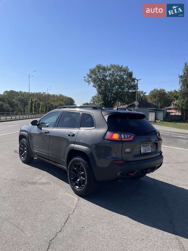 Внедорожник / Кроссовер Jeep Cherokee 2022 в Чернигове