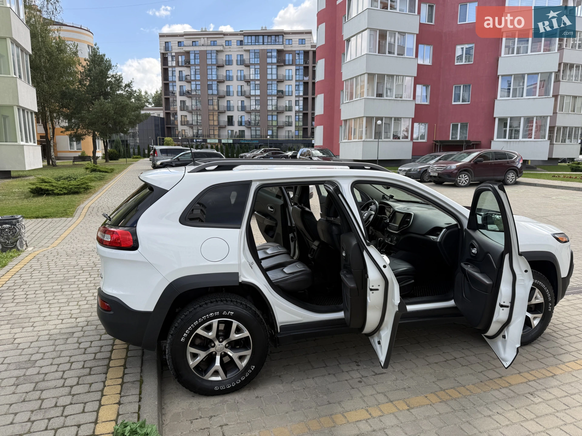 2015 Jeep Cherokee - мініатюра 9