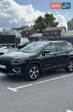 Внедорожник / Кроссовер Jeep Cherokee 2018 в 