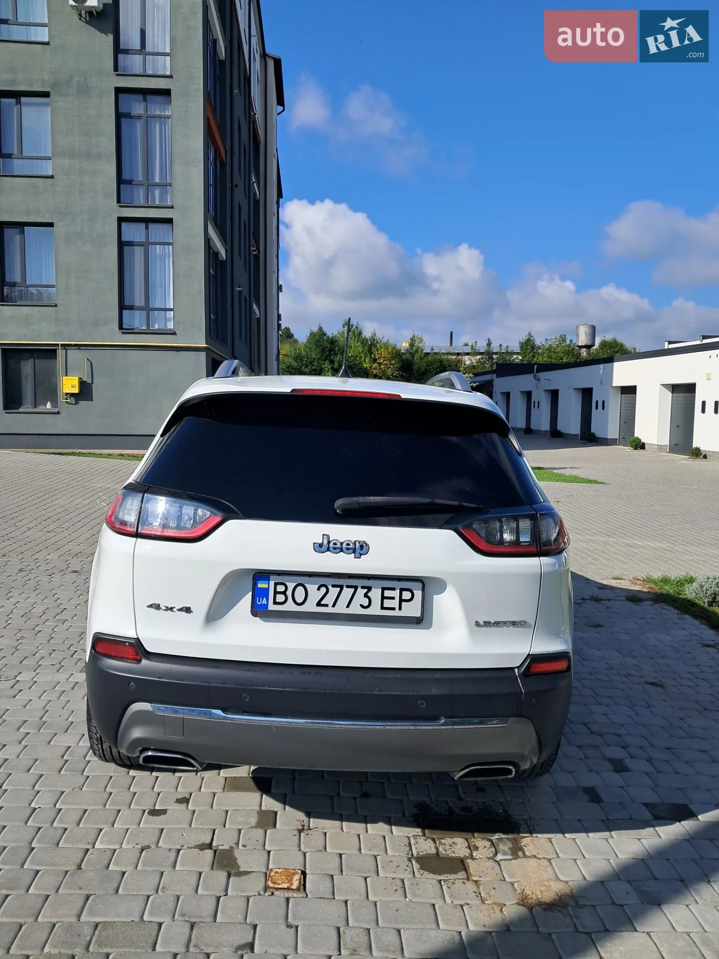 2019 Jeep Cherokee - мініатюра 4