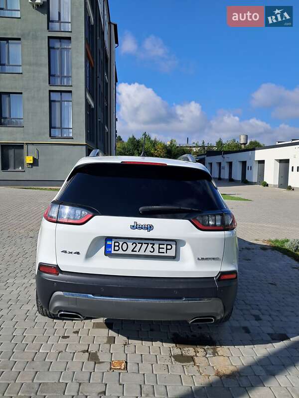 Внедорожник / Кроссовер Jeep Cherokee 2019 в Чорткове