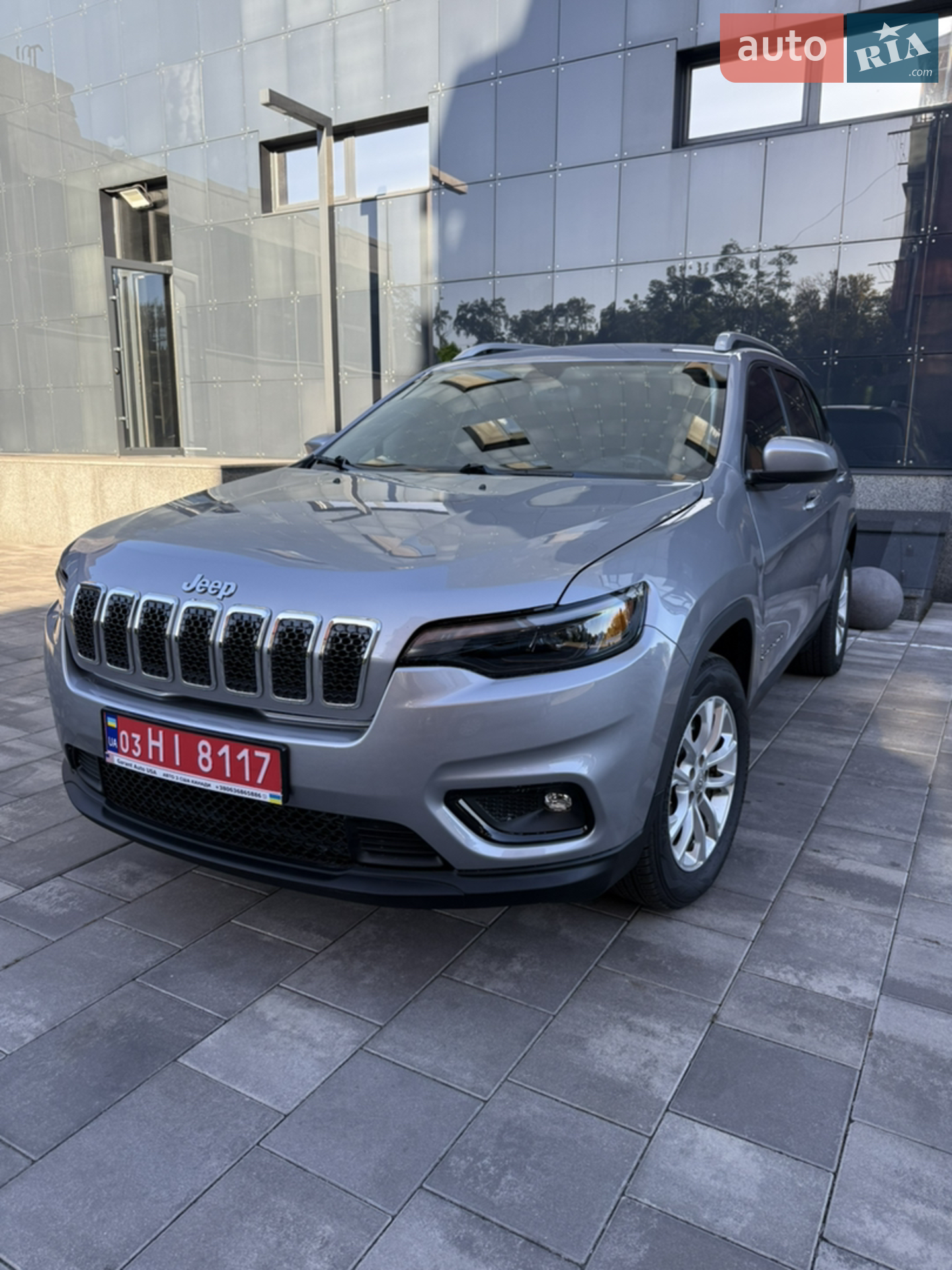 2020 Jeep Cherokee - фото 1