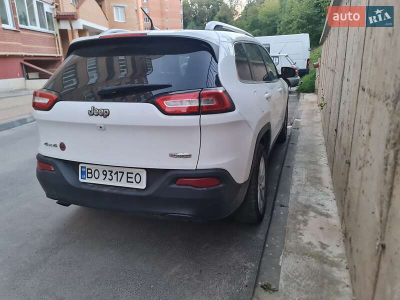 Позашляховик / Кросовер Jeep Cherokee 2016 в Тернополі