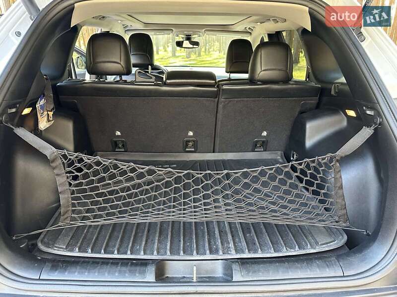 Внедорожник / Кроссовер Jeep Cherokee 2020 в Сумах