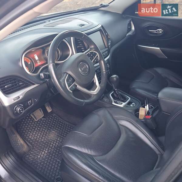 Внедорожник / Кроссовер Jeep Cherokee 2018 в Одессе