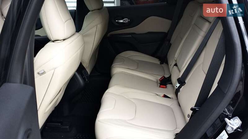 Внедорожник / Кроссовер Jeep Cherokee 2018 в Одессе