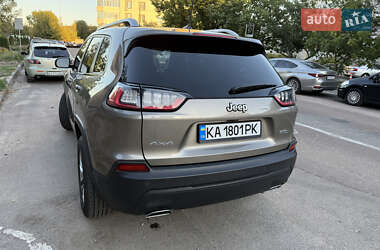 Внедорожник / Кроссовер Jeep Cherokee 2020 в 