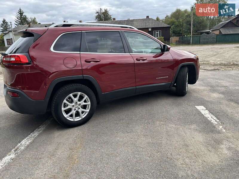 Позашляховик / Кросовер Jeep Cherokee 2013 в Лебедині