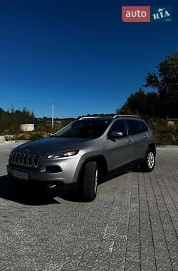 Внедорожник / Кроссовер Jeep Cherokee 2015 в Львове