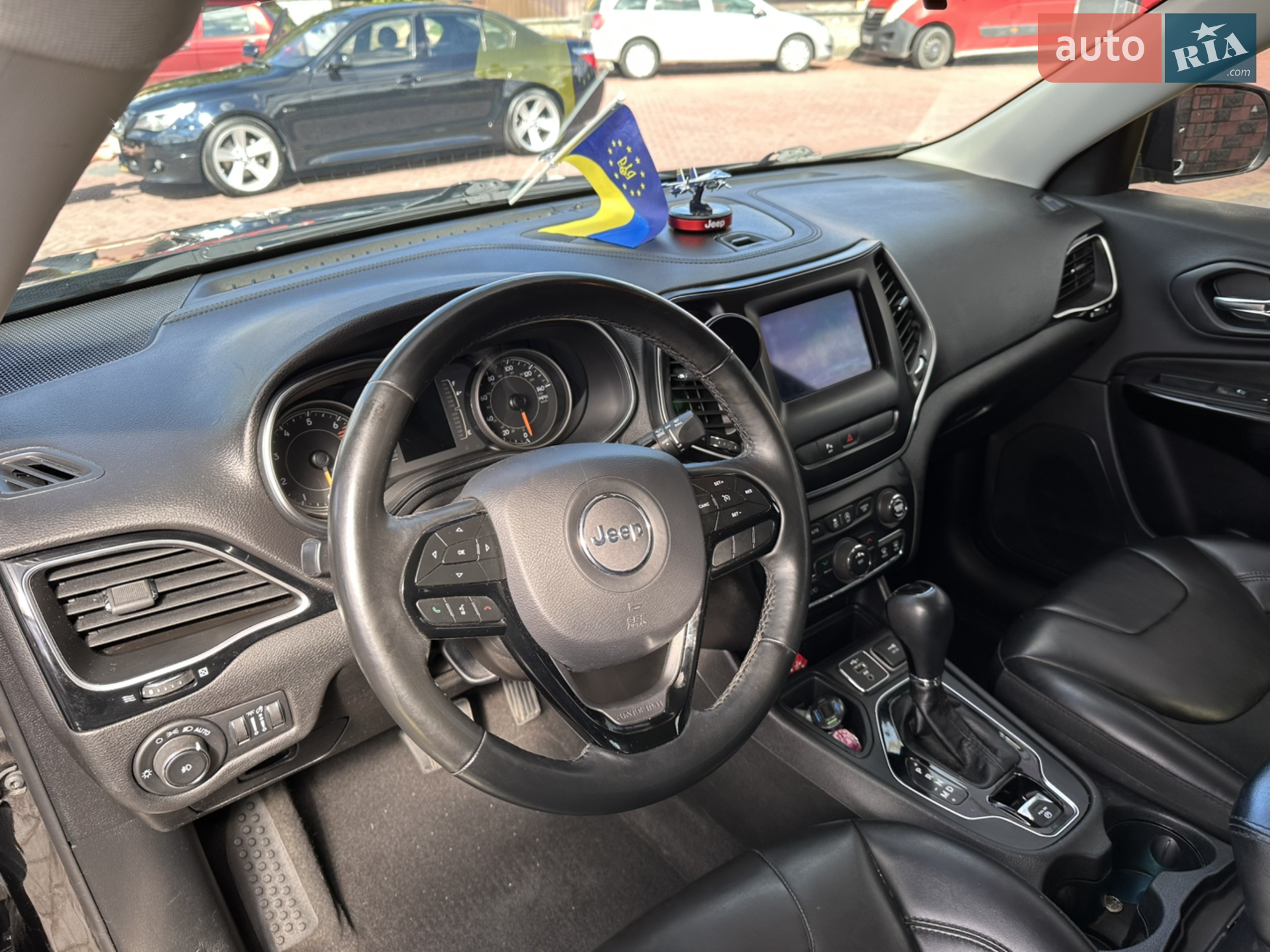 2019 Jeep Cherokee - мініатюра 20