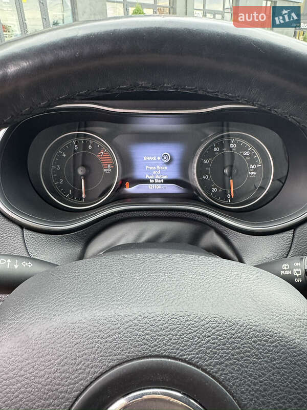 Внедорожник / Кроссовер Jeep Cherokee 2019 в Ивано-Франковске