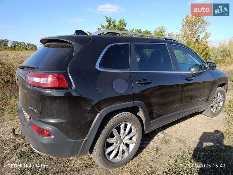 Позашляховик / Кросовер Jeep Cherokee 2015 в Васильківці