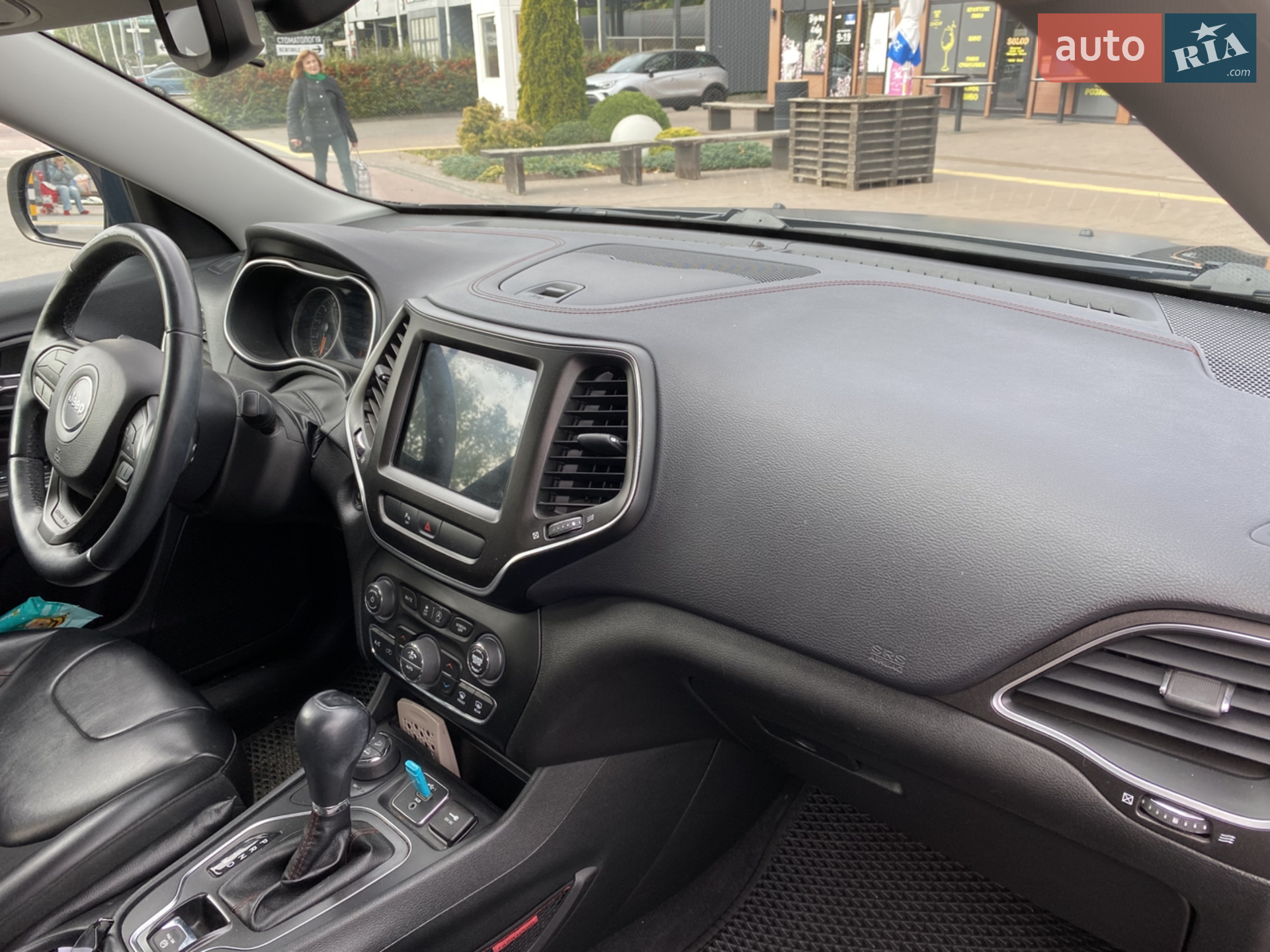 2018 Jeep Cherokee - мініатюра 15