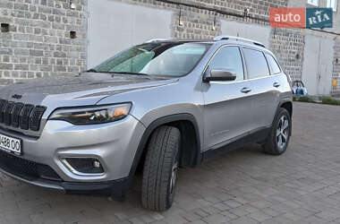 Внедорожник / Кроссовер Jeep Cherokee 2019 в 