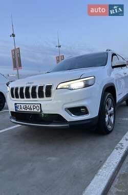 Внедорожник / Кроссовер Jeep Cherokee 2019 в 