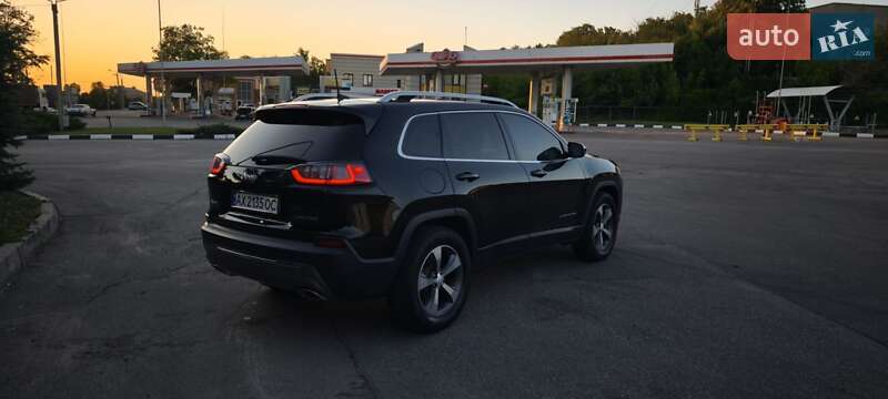 Позашляховик / Кросовер Jeep Cherokee 2018 в Харкові