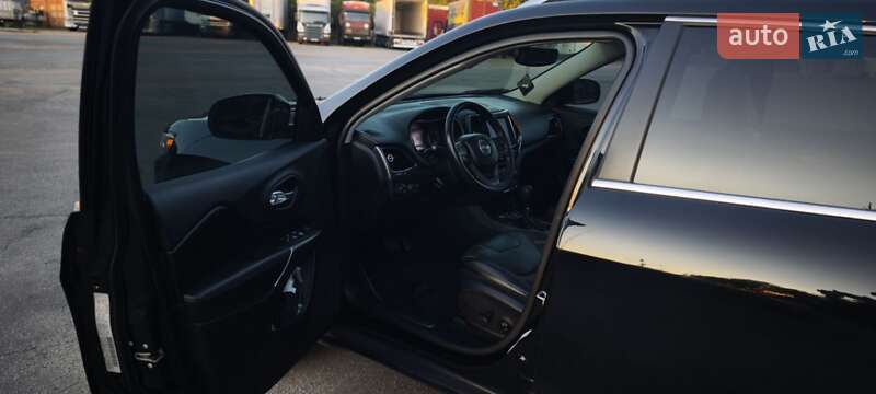 Позашляховик / Кросовер Jeep Cherokee 2018 в Харкові