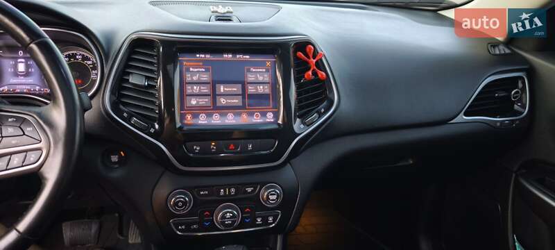 Позашляховик / Кросовер Jeep Cherokee 2018 в Харкові