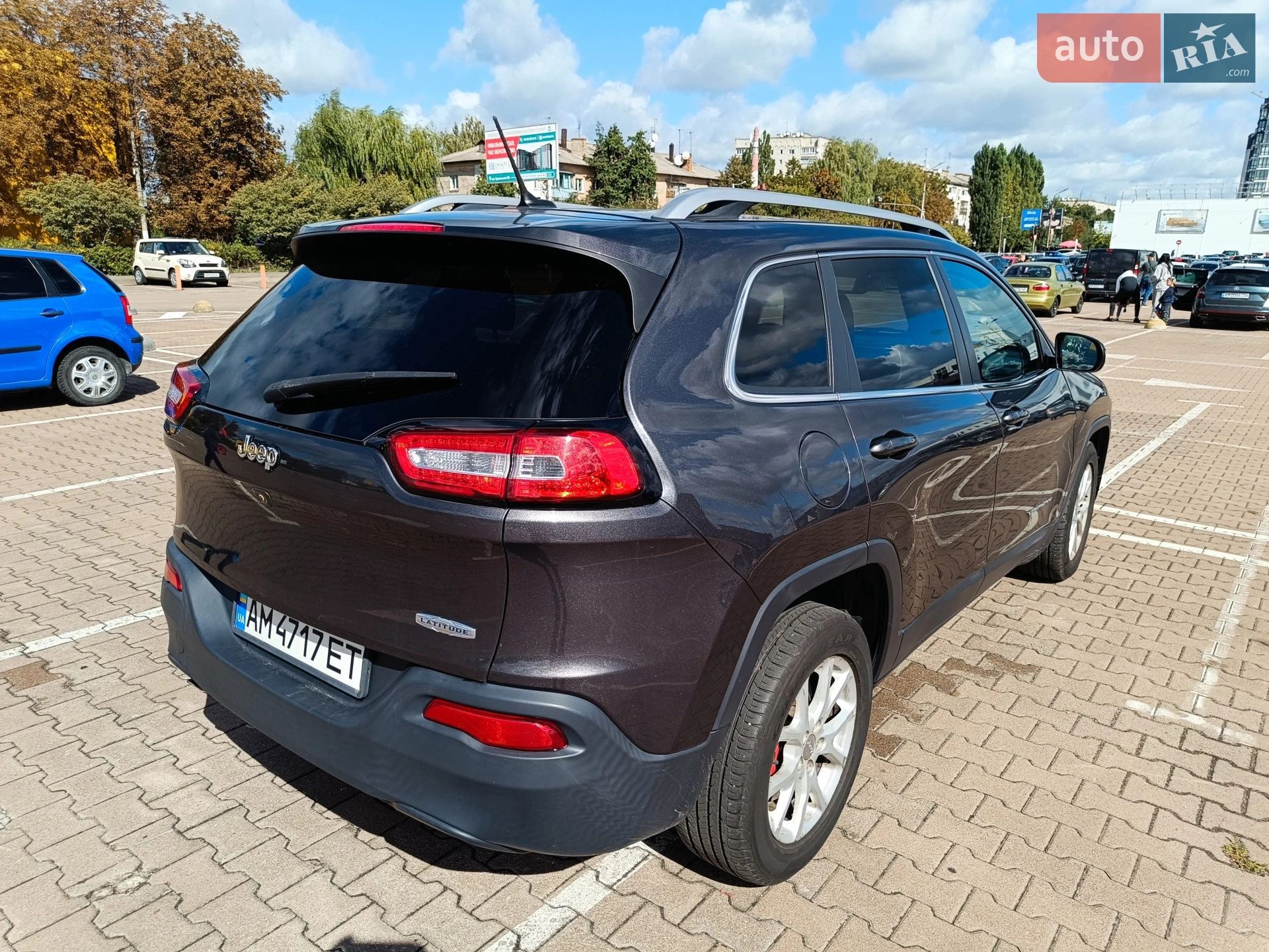2016 Jeep Cherokee - мініатюра 7