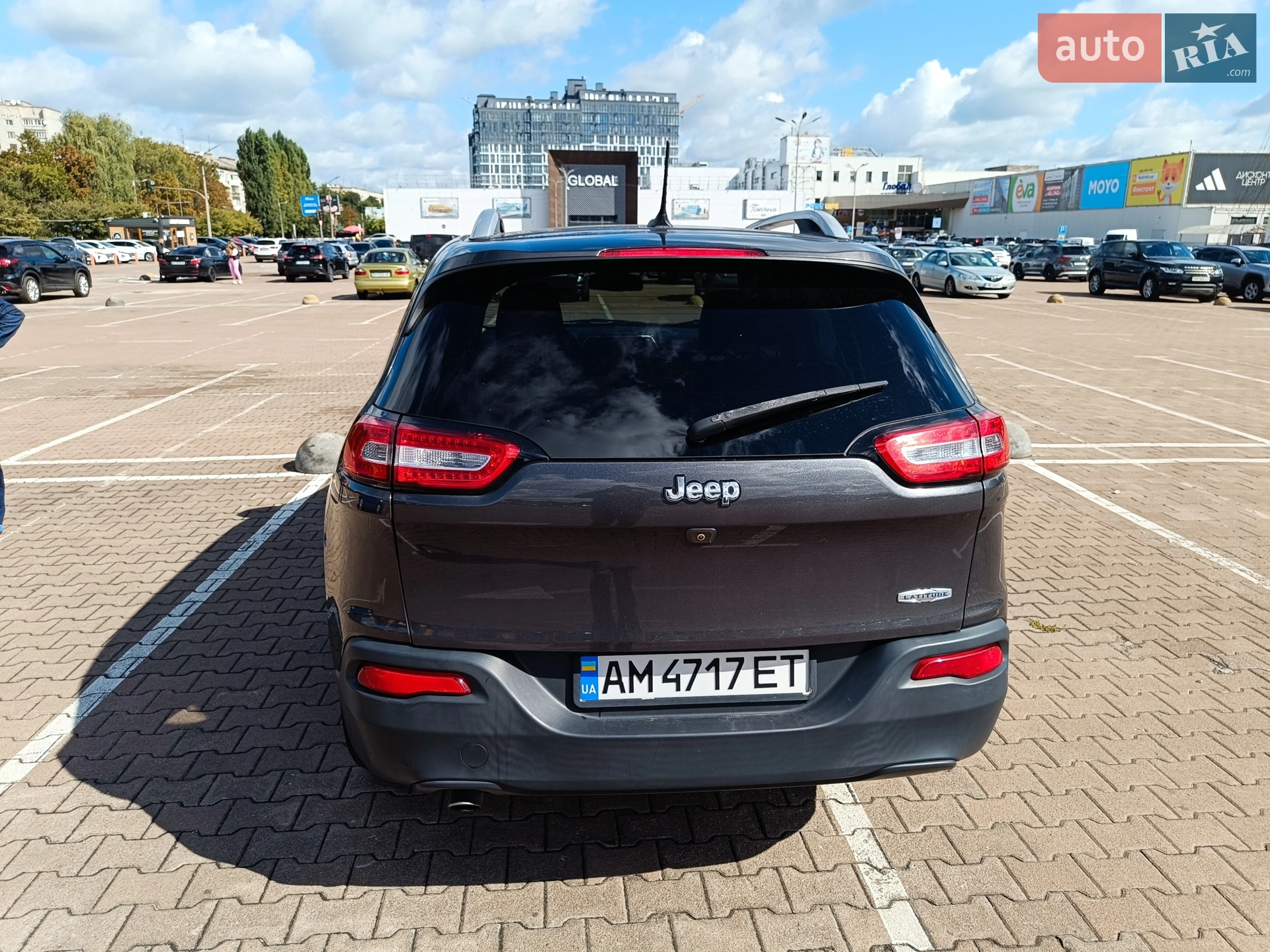 2016 Jeep Cherokee - мініатюра 8
