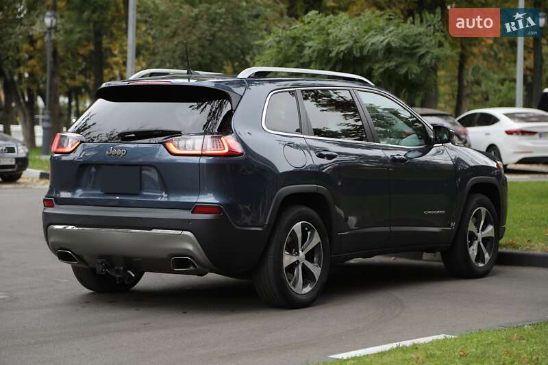Позашляховик / Кросовер Jeep Cherokee 2019 в Харкові