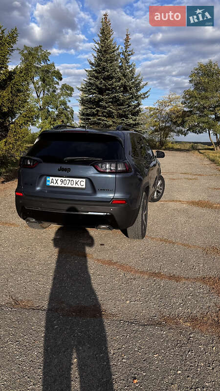 Позашляховик / Кросовер Jeep Cherokee 2019 в Чугуєві