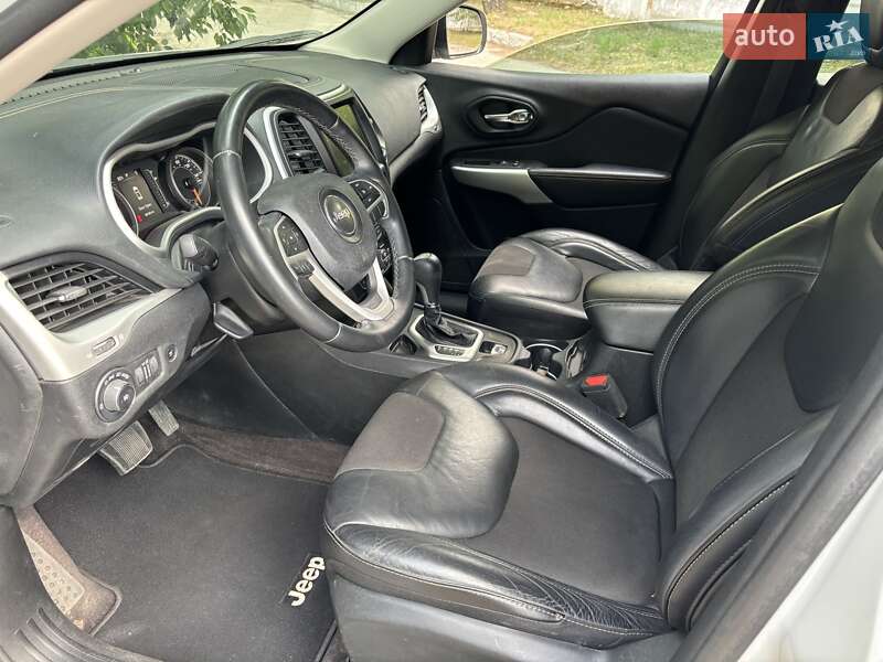 Позашляховик / Кросовер Jeep Cherokee 2017 в Лубнах