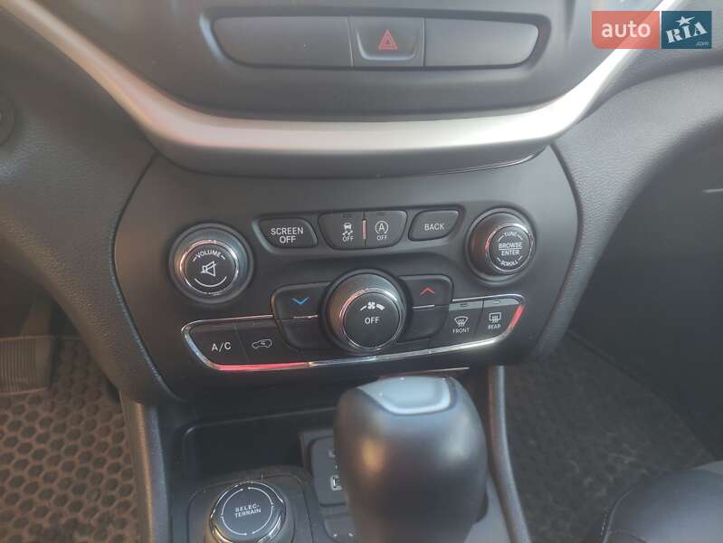 Внедорожник / Кроссовер Jeep Cherokee 2017 в Вышгороде фото 17 Внедорожник / Кроссовер Jeep Cherokee 2017 в Вышгороде