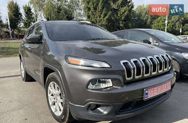 Внедорожник / Кроссовер Jeep Cherokee 2016 в Лубнах