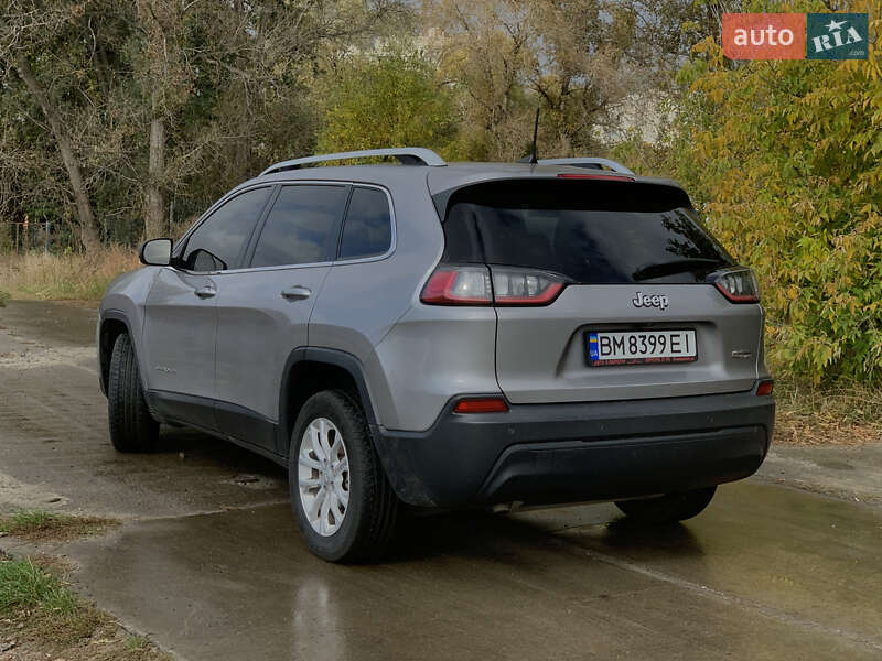 Позашляховик / Кросовер Jeep Cherokee 2019 в Сумах
