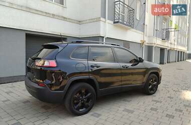 Внедорожник / Кроссовер Jeep Cherokee 2019 в 