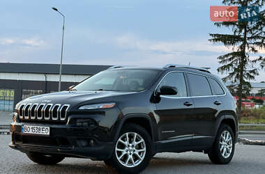 Позашляховик / Кросовер Jeep Cherokee 2015 в 