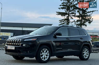 Позашляховик / Кросовер Jeep Cherokee 2015 в 