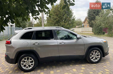 Внедорожник / Кроссовер Jeep Cherokee 2014 в 