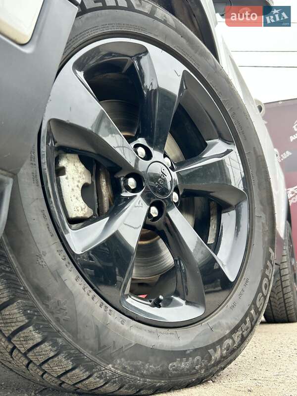 Позашляховик / Кросовер Jeep Cherokee 2021 в Сумах фото 6 Позашляховик / Кросовер Jeep Cherokee 2021 в Сумах