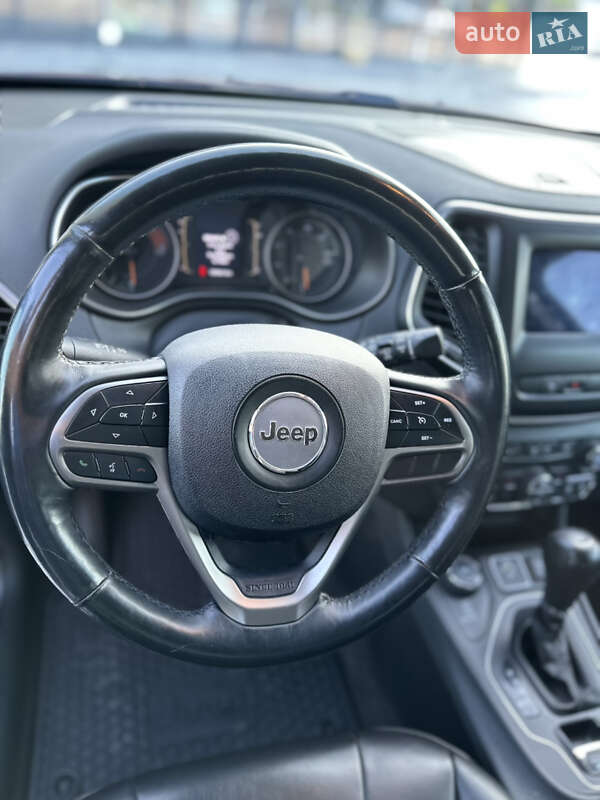 Позашляховик / Кросовер Jeep Cherokee 2018 в Хмельницькому