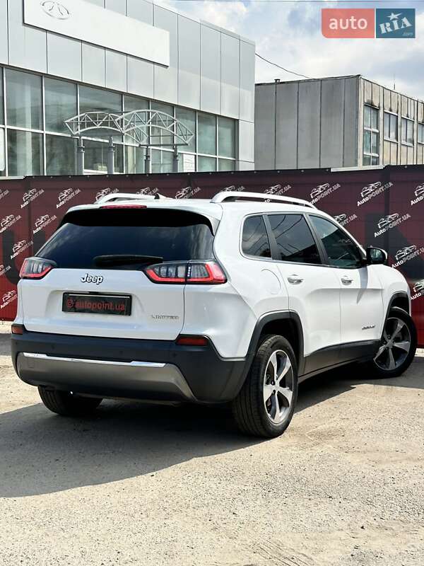 Позашляховик / Кросовер Jeep Cherokee 2018 в Сумах