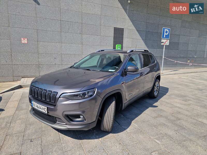 Внедорожник / Кроссовер Jeep Cherokee 2018 в Харькове