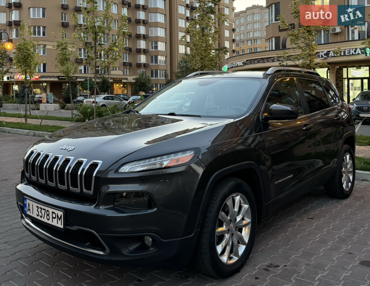 2018 Jeep Cherokee - мініатюра 14