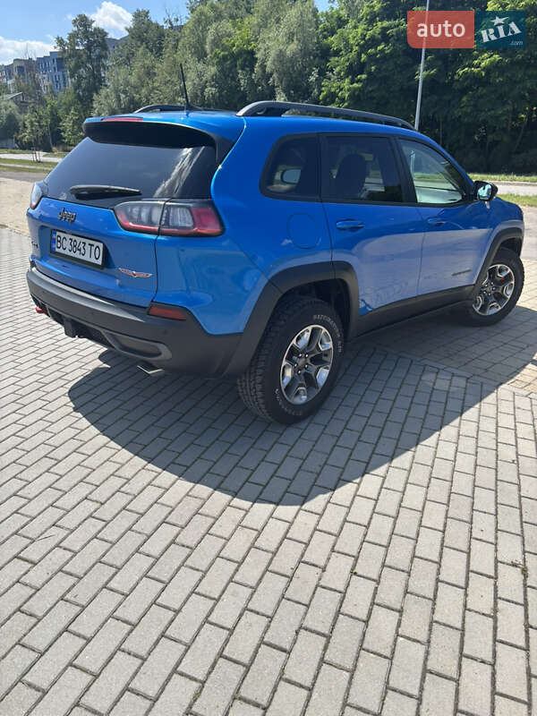 Внедорожник / Кроссовер Jeep Cherokee 2019 в Львове