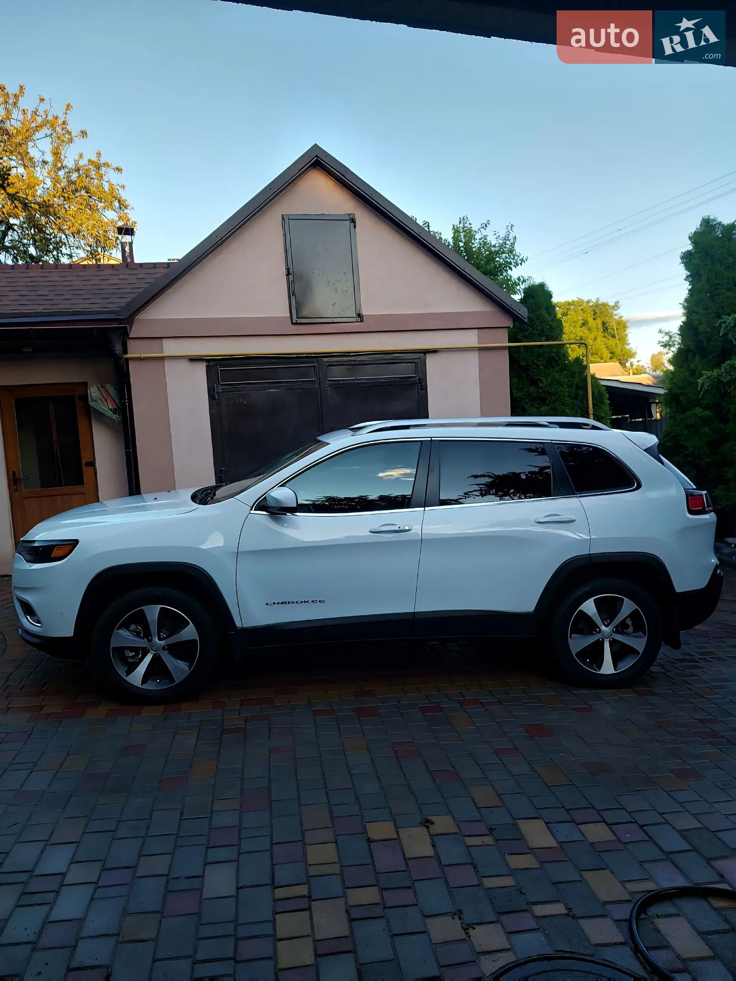 2021 Jeep Cherokee - мініатюра 9